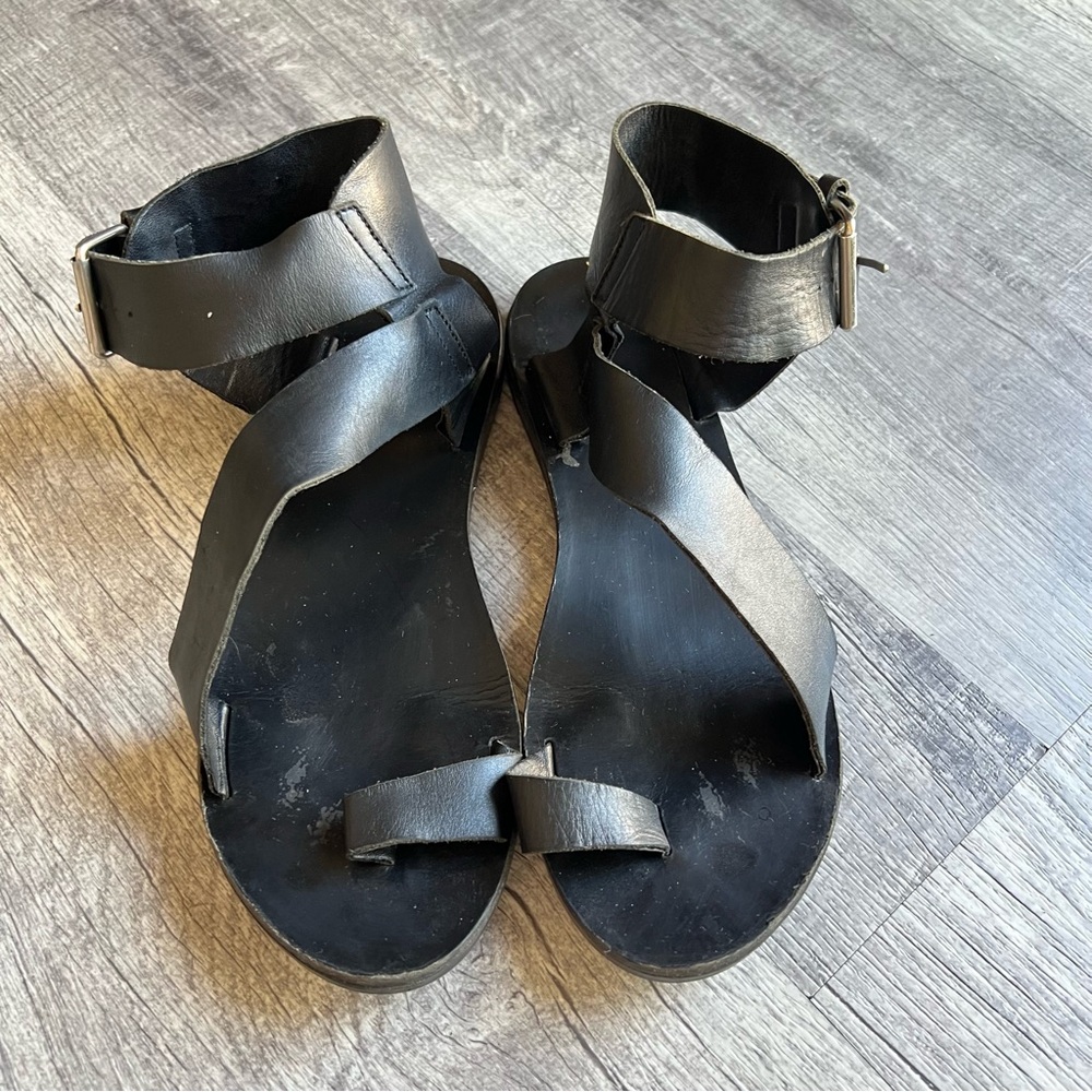 Steve Madden Alyza Black Leather Ankle Strap Sandals Italy Women’s Size 38
